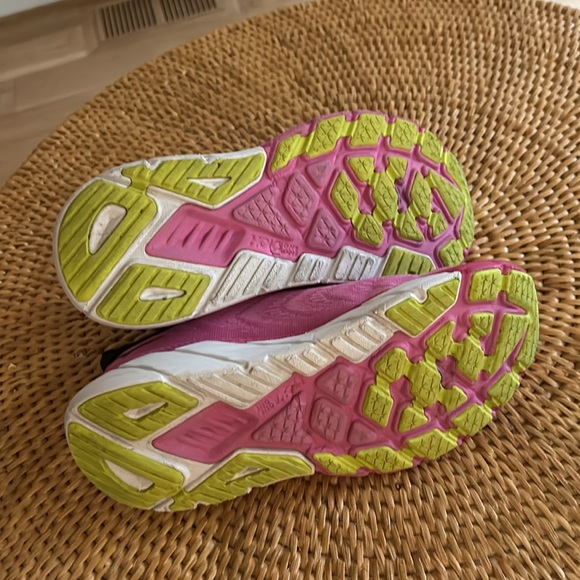 Hoka Ahari running shoes size 7.5 excellent condition - Picture 7 of 9